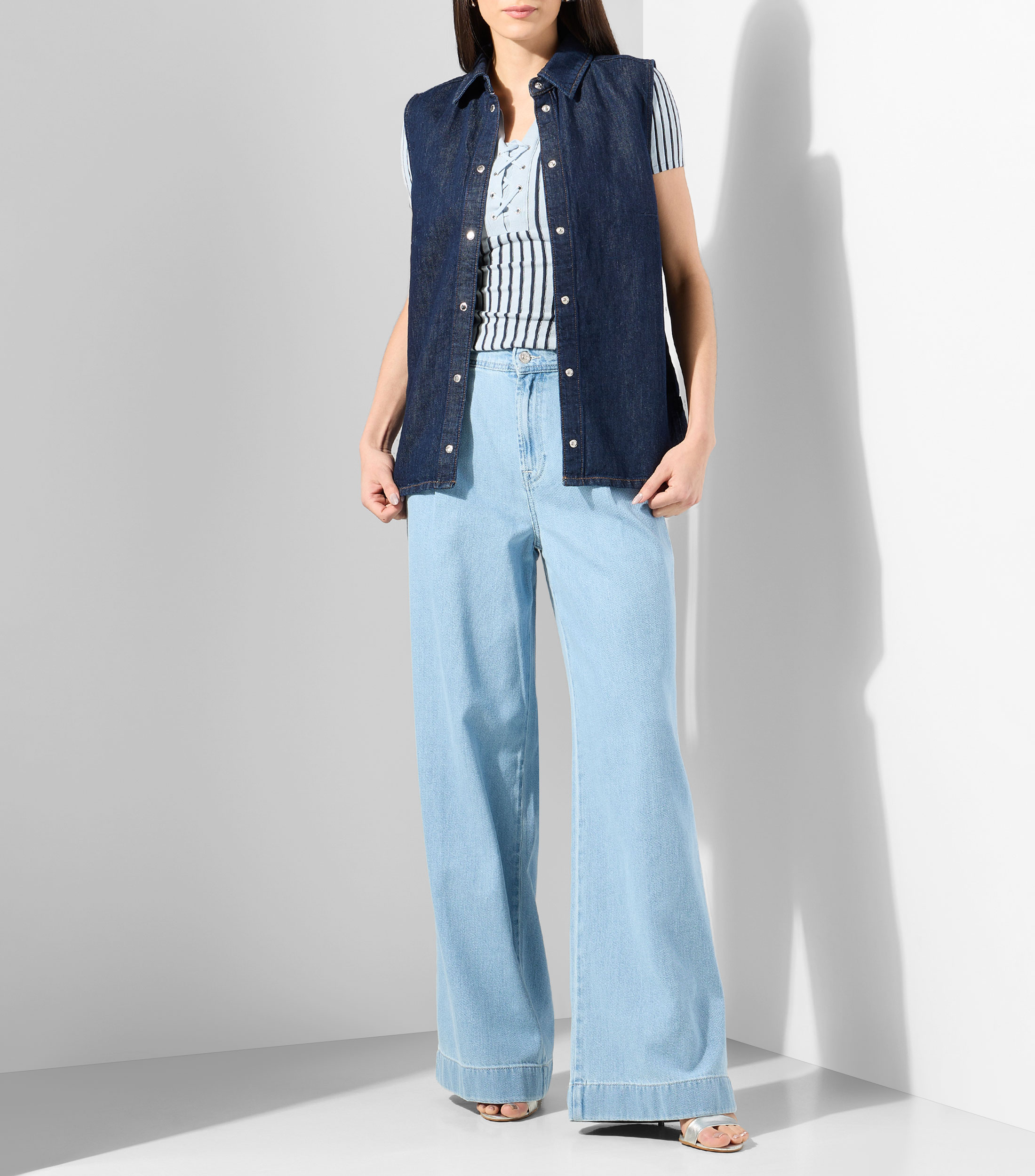Jeans acampanado Mujer